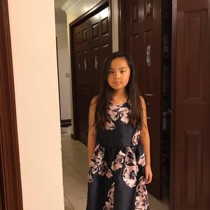 Meet your Posher, Vangela